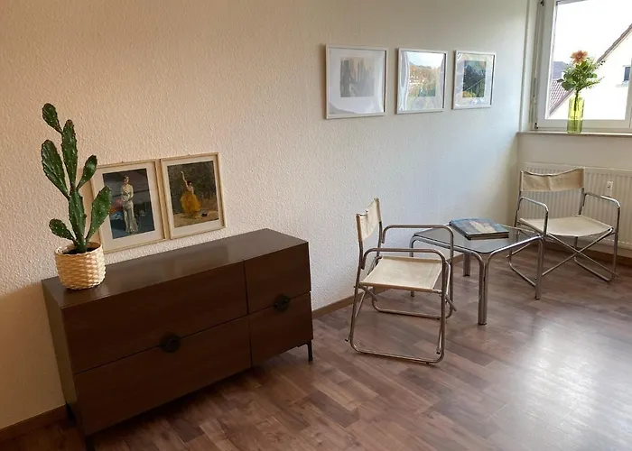 Sonnige Wohnung Im Herzen Von Marbach
